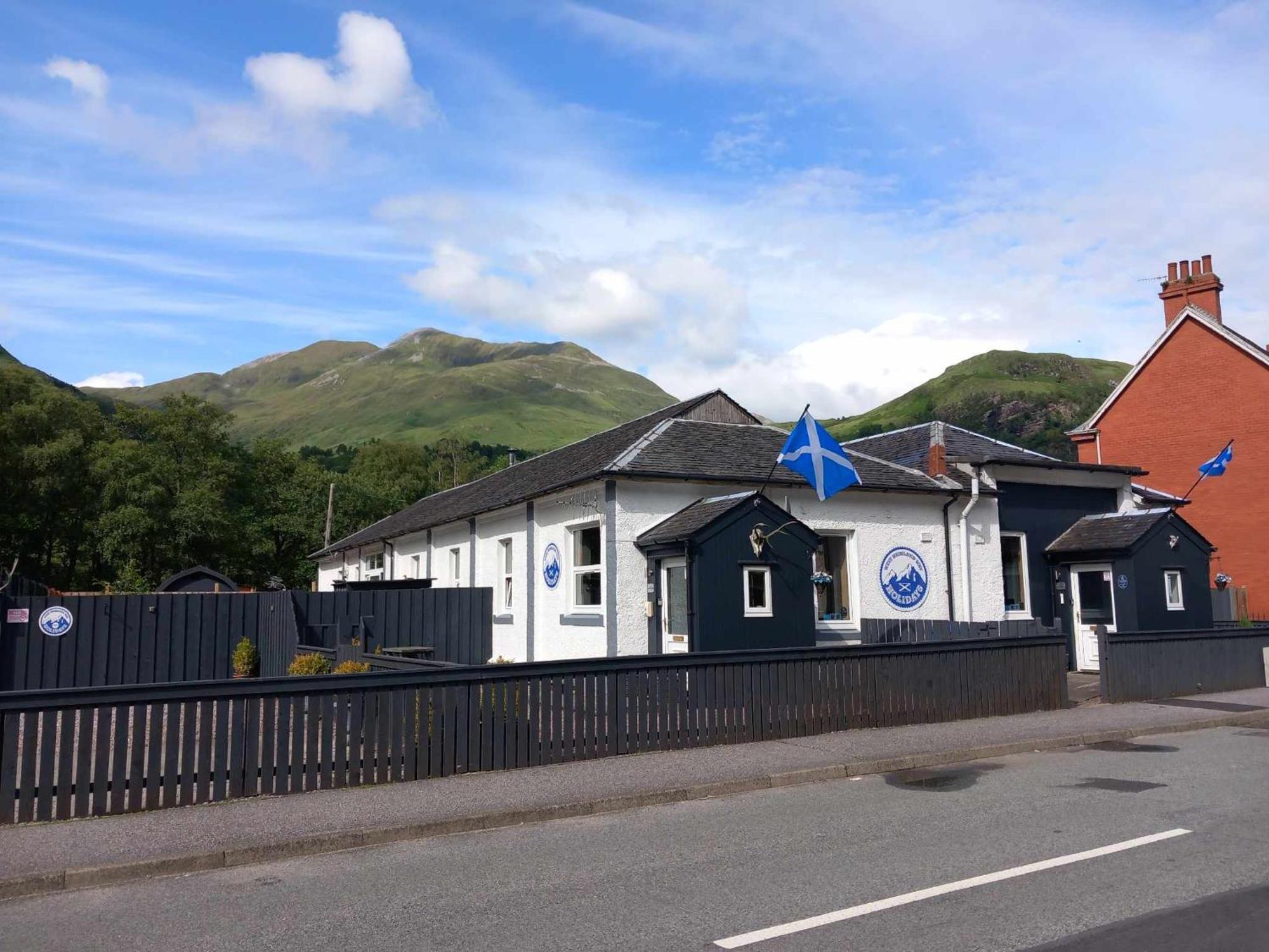 Nevis Pod, West Highland Way Holidays Kinlochleven Exterior photo